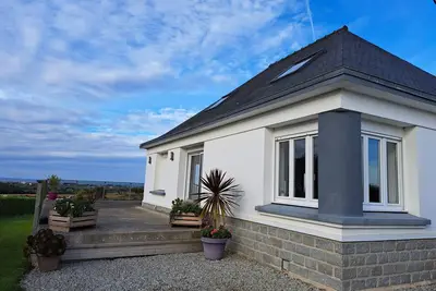 Image de 4 personnes, vue panoramique à 180° vers la mer-anciennement Tui Ferienhaus