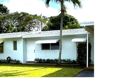 Image de 3 Br Home Near Beaches, Golfing, Boating, and More! ! Immaculate!