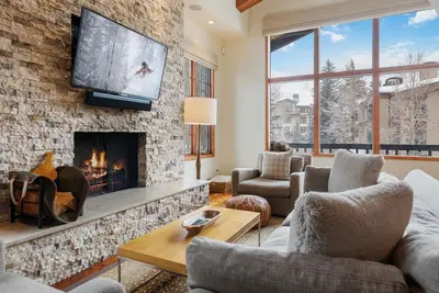 Image de Vail Village Charm + Walk to Lifts| Chalet Schuss