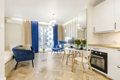 Image de Sky Home- Blue Apartament -Manufaktura, Bezpłatny Parking, Klima, Dostęp na Kod
