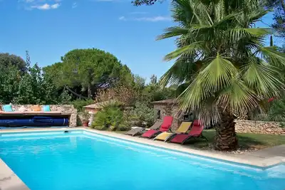 Image de Lodge 2 personnes avec picine partagée