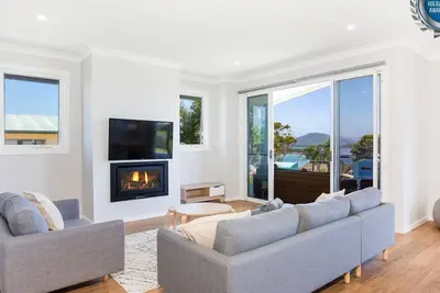 Image de La Vista - Water Views & Mountain Vistas