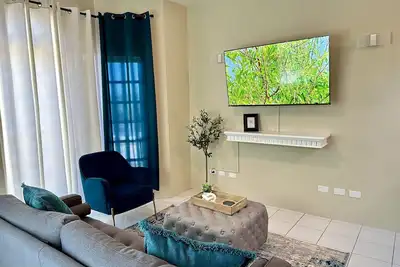 Image de Falcon Oceanview Condo/Free Airport Transportation/Gated Complex/Security