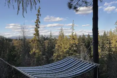 Image de Luxury Cabin! Hot Tub with Amazing views of the valley, river and Mt. Stuart.
