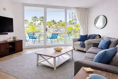 Image de Resort Condo w/ Lagoon Pool View-Sleeps 6