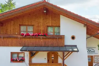 Image de GemĂĽtl. Ferienhaus, Holzofen, GroĂźe Terrasse, Finnische Sauna/haustierfreundlich