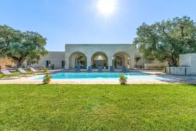 Image de Villa à Carovigno avec 4 chambres à coucher, 8 couchages