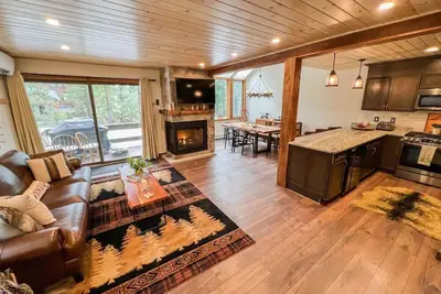 Image de Luxury Attitash Mountainside Home, Rivers + Mtns!