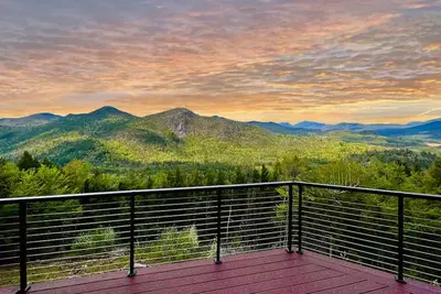Image de Relaxing Mountaintop Escape | Breathtaking Views!