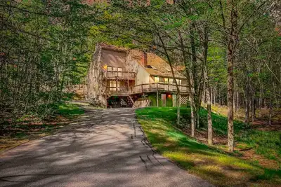 Image de Spacious 5 Bedroom N. Conway Home | Best Location!