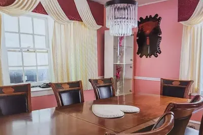 Image de Beautiful Surburban Family Home