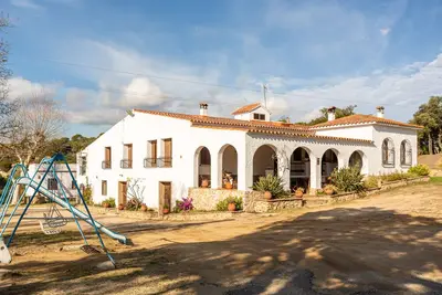 Image de Maison de vacances 'Masia Mas Bolet' avec vue sur les montagnes, piscine privée et terrasse privée