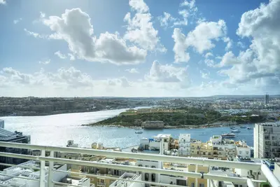Image de Seaview terrace, 2bedrooms, communal pool Cogo1-1