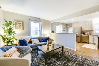 Image de Wfh-Friendly Home in Dearborn: Dogs Welcome!