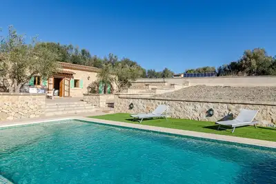 YourHouse Son Tey, villa avec piscine privée et terrasse avec vue sur la nature