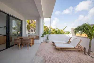 Image de Villa Noma - Luxurious Apartment - Just 5 min from the beach!