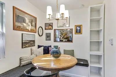 Image de Luxe Mountainview Haven | Backyard | Massage*
