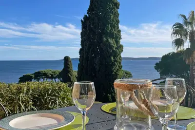 Image de Studio - 2/4 personnes - Vue mer - Climatisation - Piscine résidence - Wifi - Plage - Sainte Maxime