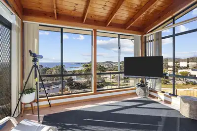 Image de Ocean View Beach House - Pet Friendly!