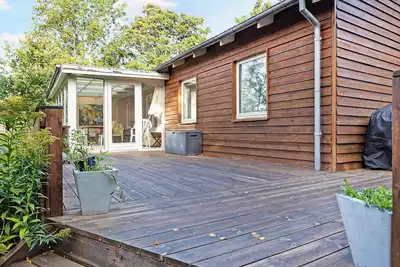 Image de Scenic summer house 600 meters from.