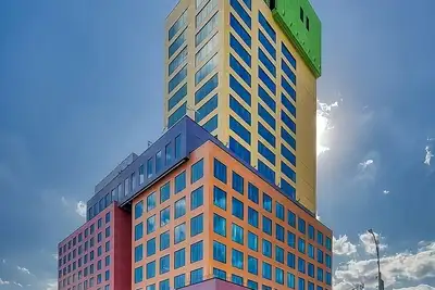 Image de 3 Convenient Queen Rooms at Radio Hotel New York, Short Drive to Wave Hill!
