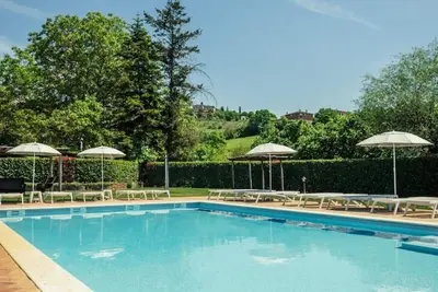 Image de House with Private Pool and Garden in Tuscany