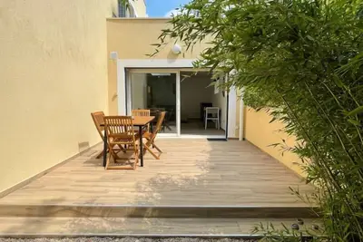 Image de Grand studio neuf à Carry le Rouet