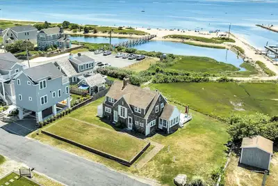 Image de Water View Home With Direct Beach Access (2355)