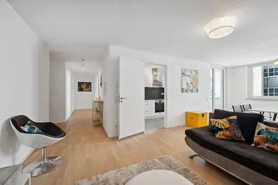 Image de 2 Br Design Apartment \"Bauhaus\" Balcon I Famliy-friendly I Netflix I Centre