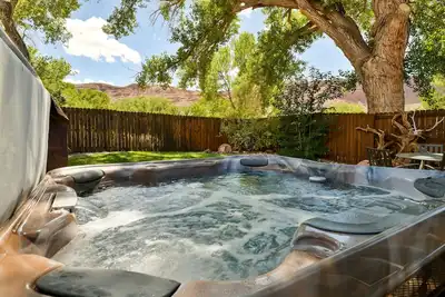 Image de 343 Downtown, Private Hot Tub with Red Rock Views