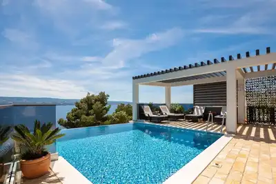 Image de Luxury Villa Holiday Residence with heated pool, jacuzzi and Bbq near the beach in Stanici - Omis