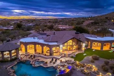 Image de Scottsdale Diamond Mtn Oasis+Waterslide+Pickleball