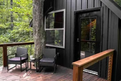 Image de Secluded Cabin Minutes from Snow Trails & I-71