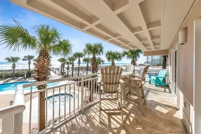 Image de Remodeled Beachfront 🦀🦀 Destin Towers ⛱️⛱️ Located in the ❤️ of Destin