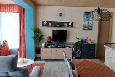 Image de Appartement spacieux avec étang située à Lichtenhain