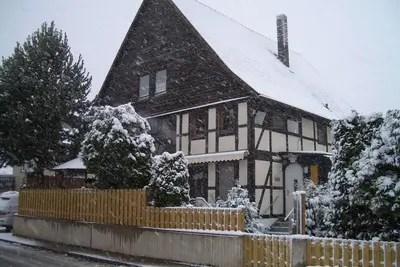 Image de Bel appartement en bois avec terrasse