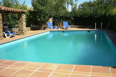 Image de Appartement moderne avec piscine
