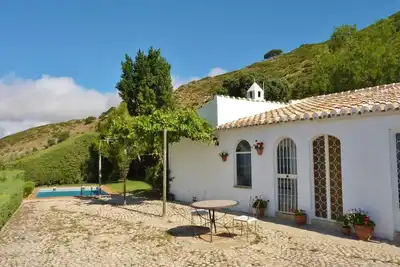 Image de Maison de campagne avec piscine privée