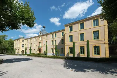 Image de Villa à Montbrun près du Lac et Mer