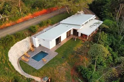 Image de 3bdr Villa in Uvita Toucan | Jungle Ocean View | Luxury
