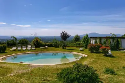 Image de Villa confortable avec piscine à Graffignano en Italie