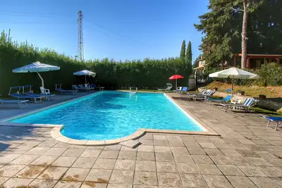 Image de Magnifique ferme avec bain Ă bulles en Ombrie