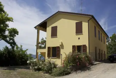 Image de Appartement à Casalfiumanese avec terrasse