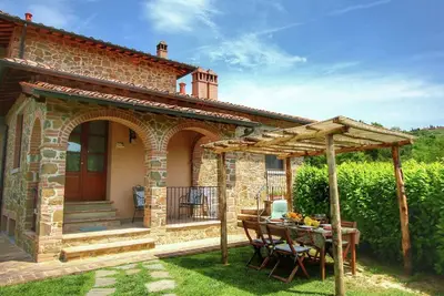 Image de Appartement luxuriant Ă Lucignano avec piscine