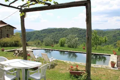 Image de Maison de vacances confortable à Canossa près de la forêt