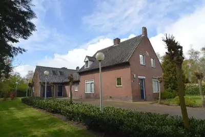 Image de Manoir à Valkenswaard près de la forêt