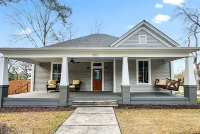 Image de Luxury getaway, Where the Vampire Diaries was filmed. Hollywood of the South!