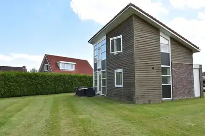 Image de Maison à Flevoland avec Piscine