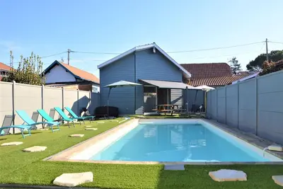 Image de Maison à La Teste avec Piscine et Barbecue