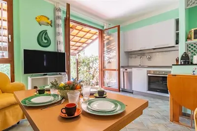 Image de La Colombetta: by the sea, by the pool, in the green.